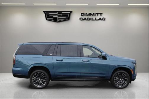 2025 Cadillac Escalade ESV Premium Luxury
