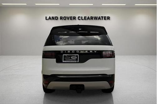 2024 Land Rover Discovery P360 Metropolitan Edition