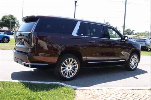 2022 Cadillac Escalade ESV Premium Luxury