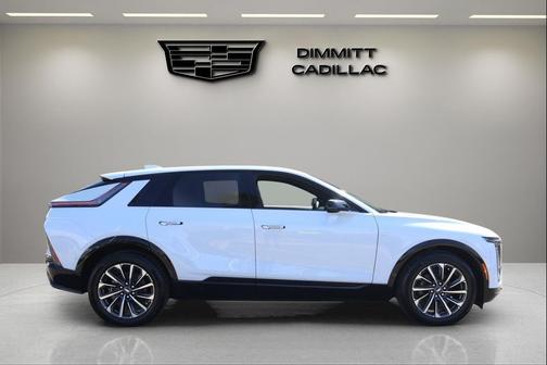 2026 Cadillac LYRIQ Sport