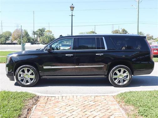 2018 Cadillac Escalade ESV Premium Luxury