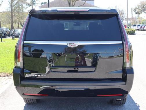 2018 Cadillac Escalade ESV Premium Luxury