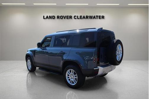 2025 Land Rover Defender 110 P300