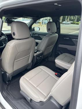 2024 GMC Acadia FWD Elevation