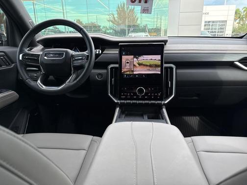 2024 GMC Acadia FWD Elevation