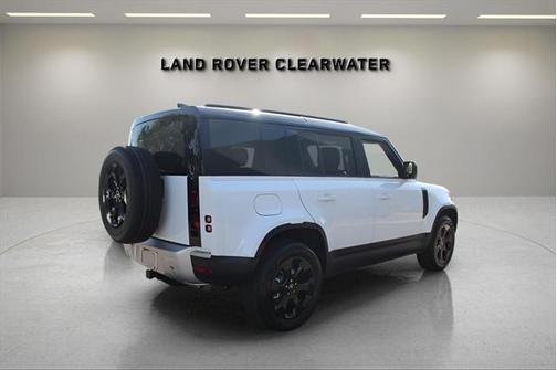 2025 Land Rover Defender 110 P400 S
