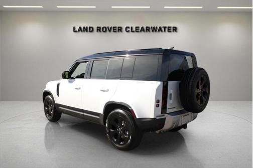 2025 Land Rover Defender 110 P400 S