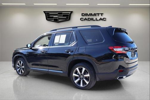 2023 Honda Pilot AWD Elite