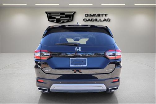 2023 Honda Pilot AWD Elite