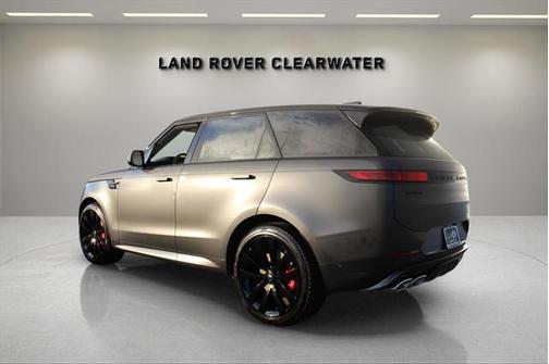 2025 Land Rover Range Rover Sport SE
