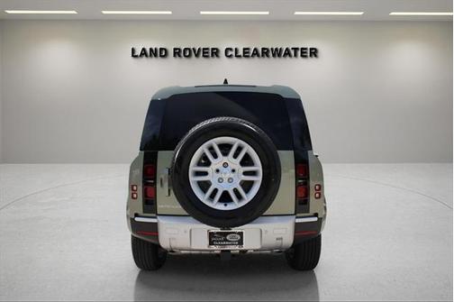 2025 Land Rover Defender 110 P400 S