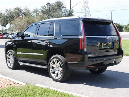 2020 Cadillac Escalade Premium Luxury