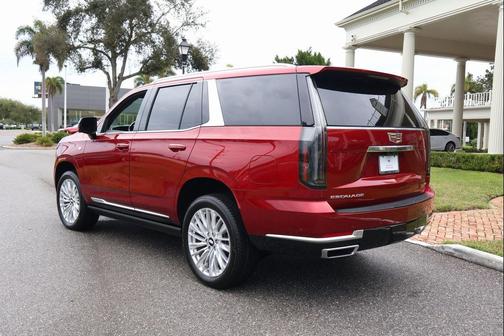 2026 Cadillac Escalade Luxury