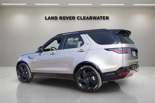 2025 Land Rover Discovery P360 Dynamic SE