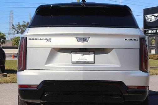 2025 Cadillac Escalade Sport