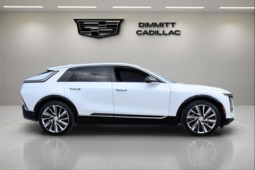 2024 Cadillac LYRIQ Luxury