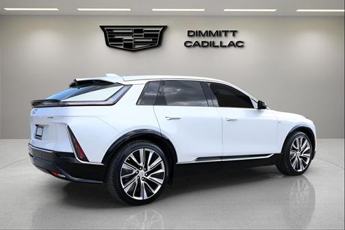 2024 Cadillac LYRIQ Luxury