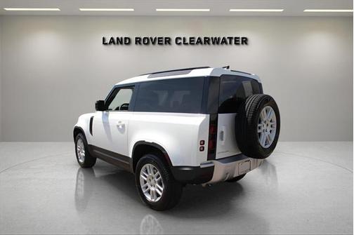2025 Land Rover Defender 90 P300 S