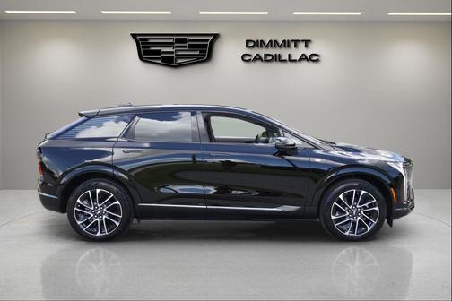 2025 Cadillac OPTIQ Sport 2 AWD