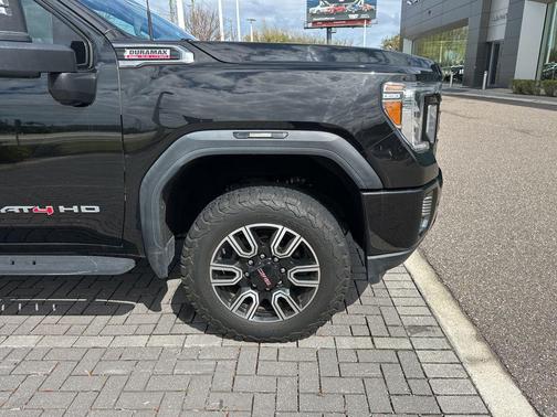 2022 GMC Sierra 2500 AT4