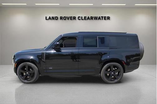 2025 Land Rover Defender 130 P400 X-Dynamic SE