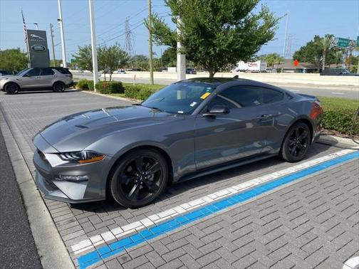 2021 Ford Mustang EcoBoost