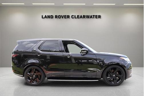 2025 Land Rover Discovery P360 Dynamic SE