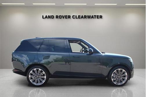 2025 Land Rover Range Rover P530 SE