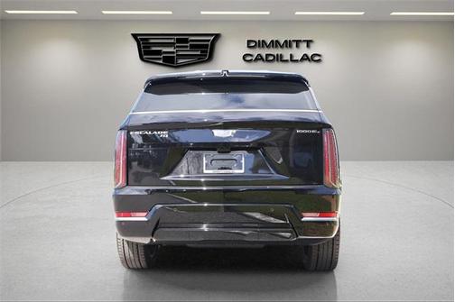 2025 Cadillac Escalade Luxury