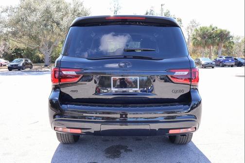 2024 INFINITI QX80 SENSORY AWD