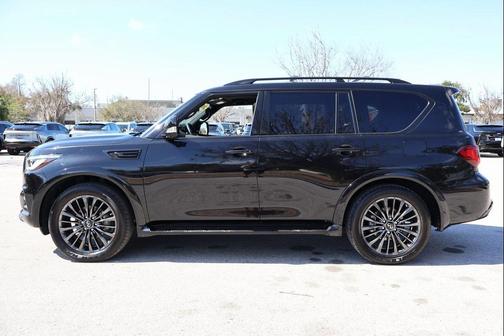 2024 INFINITI QX80 SENSORY AWD