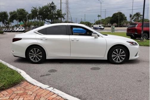2021 Lexus ES 350 Base