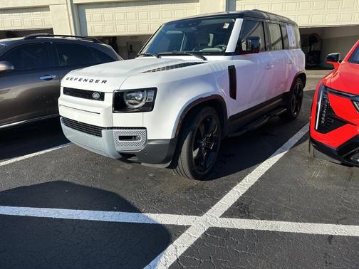 2024 Land Rover Defender 110 P400 S