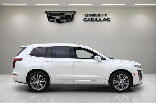 2025 Cadillac XT6 Premium Luxury FWD