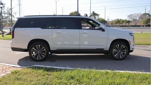 2026 Cadillac Escalade ESV Sport