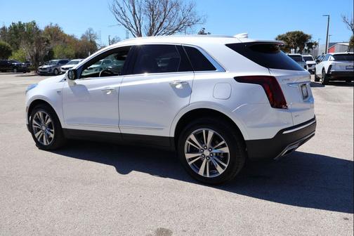 2025 Cadillac XT5 Premium Luxury