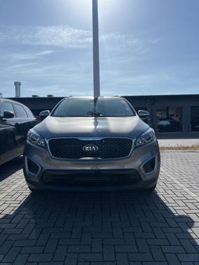 2018 Kia Sorento LX