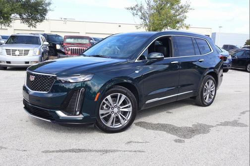 2025 Cadillac XT6 Premium Luxury FWD