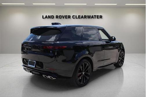 2025 Land Rover Range Rover Sport SE