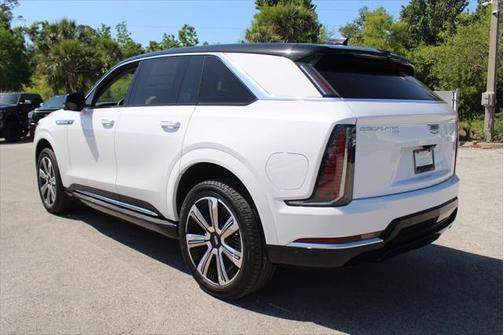 2025 Cadillac Escalade Luxury