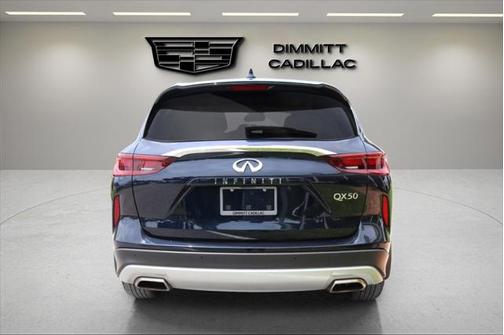 2022 INFINITI QX50 LUXE