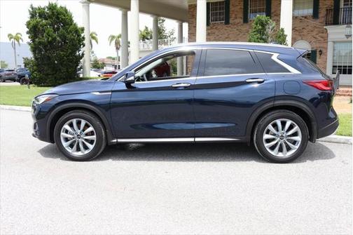 2022 INFINITI QX50 LUXE