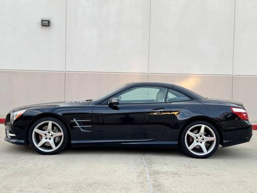 2014 Mercedes-Benz SL-Class SL 550 2dr Convertible