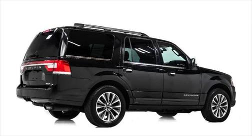 2015 Lincoln Navigator Base