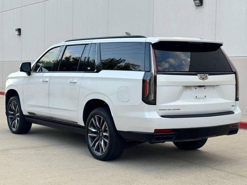 2021 Cadillac Escalade ESV Sport