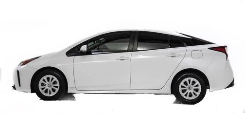 2019 Toyota Prius L