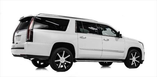2016 Cadillac Escalade ESV Luxury