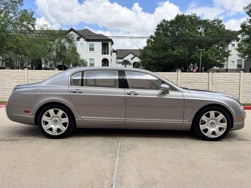 Gray 2007 Bentley Continental GT Base