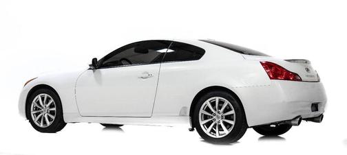 2011 INFINITI G37 Journey