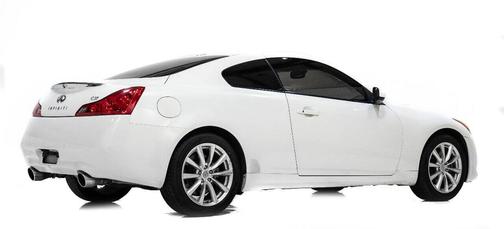 2011 INFINITI G37 Journey